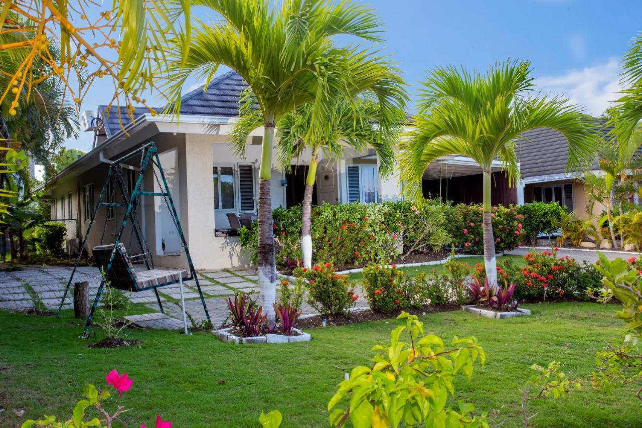Nature'S Choice Home Richmond Palms, Jamaica エクステリア 写真