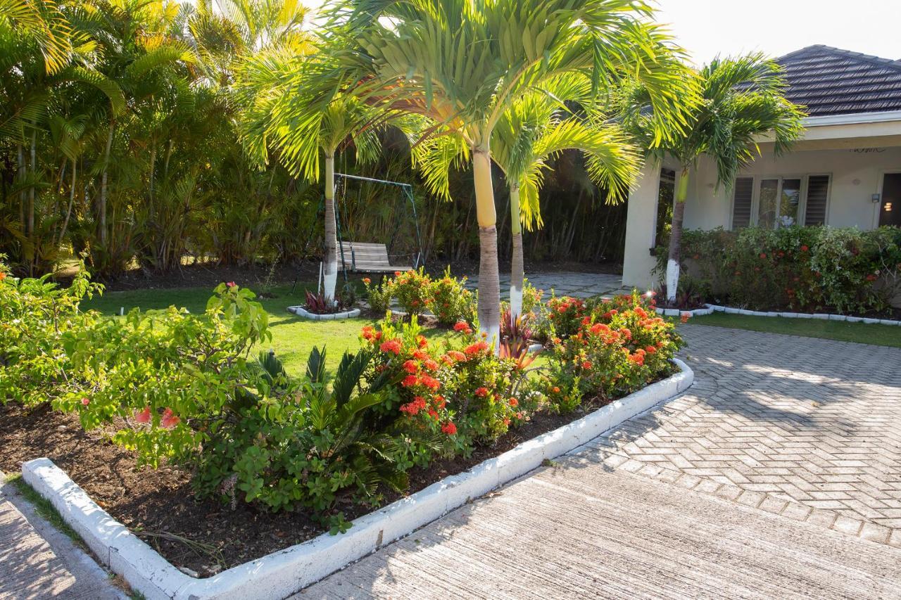 Nature'S Choice Home Richmond Palms, Jamaica エクステリア 写真